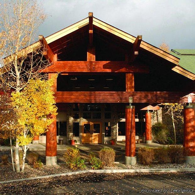 River Rock Lodge Big Sky Exterior photo